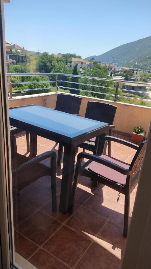 Jovana -- Porodicni Apartmani Igalo Herceg Novi Eksteriør billede