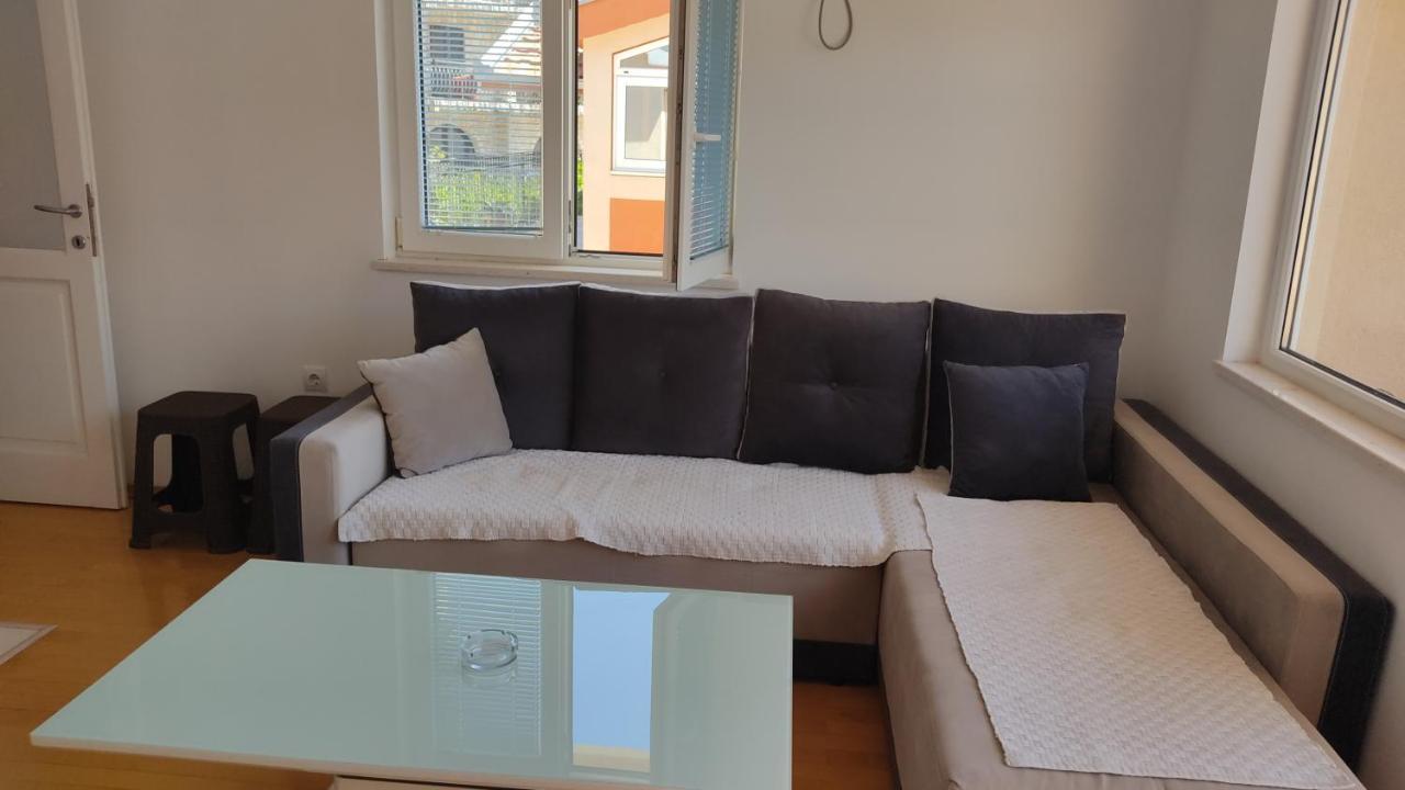 Jovana -- Porodicni Apartmani Igalo Herceg Novi Eksteriør billede