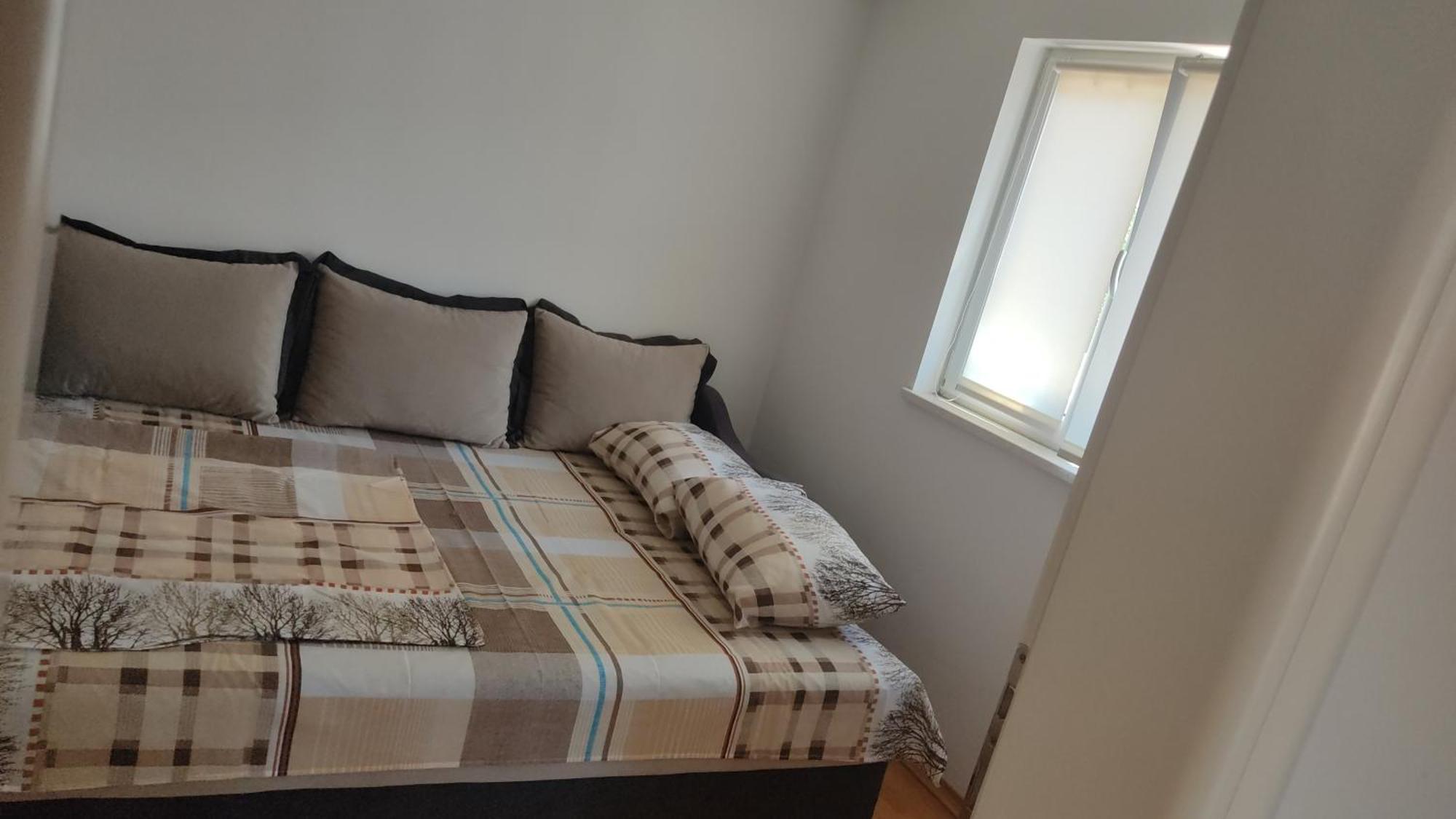 Jovana -- Porodicni Apartmani Igalo Herceg Novi Værelse billede